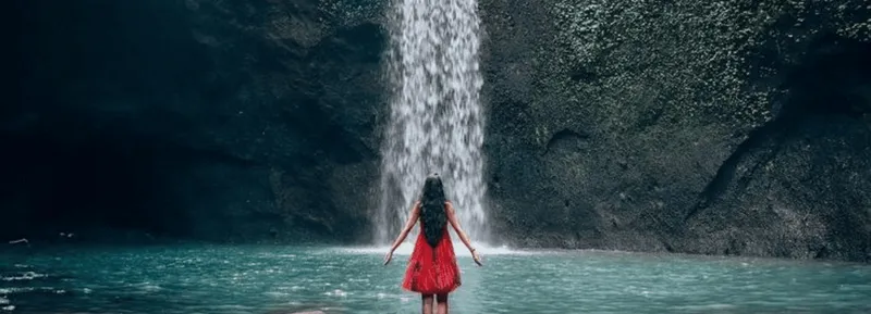 Cascada Tibumana en Bali