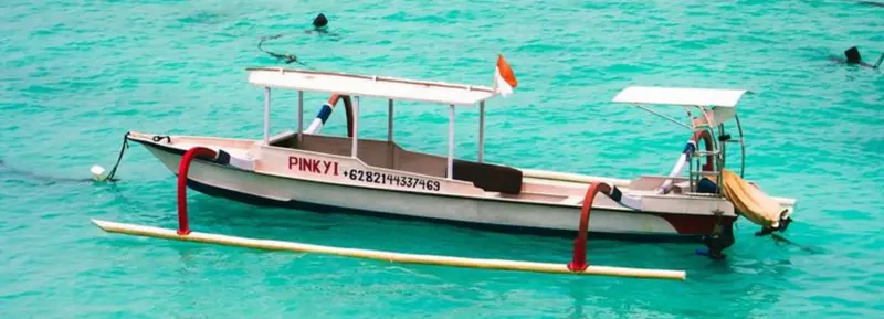 Punto de encuentro en la playa para snorkel en Blue Lagoon