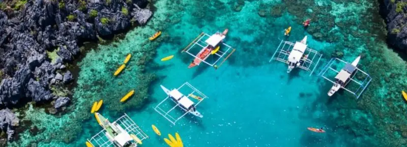 Snorkel en el arrecife de coral de Tanjung Jepun