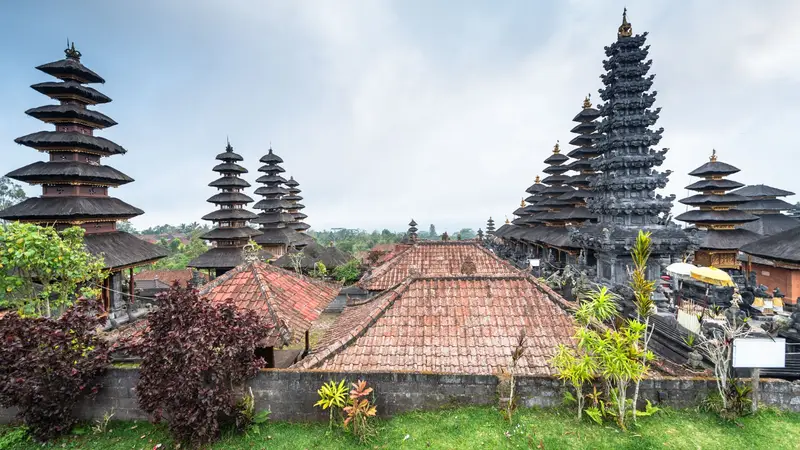 Zona de ceremonias del templo Besakih